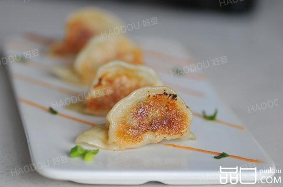 焦香猪肉锅贴