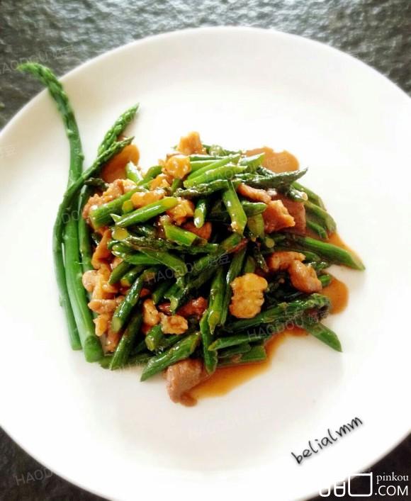 蚝油芦笋炒肉