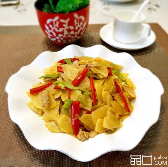 双椒炒土豆片