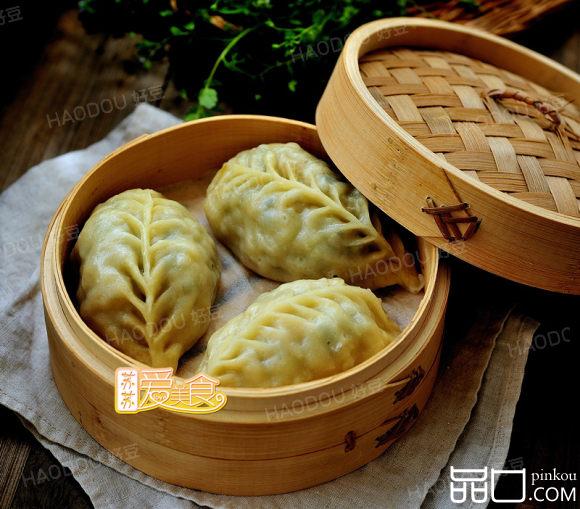 槐树花烫面包子