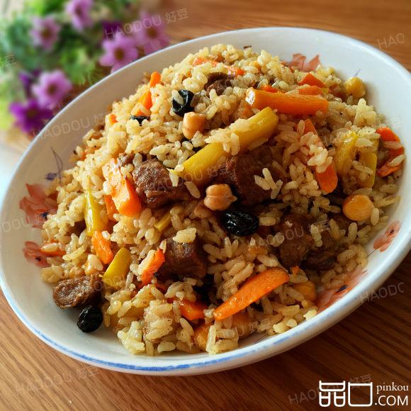 新疆碎肉抓饭