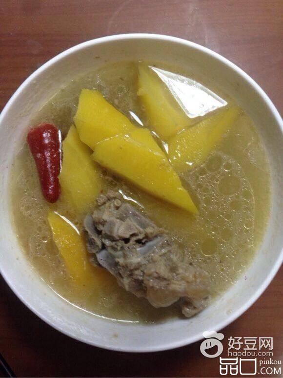 胡萝卜枸杞羊肉汤