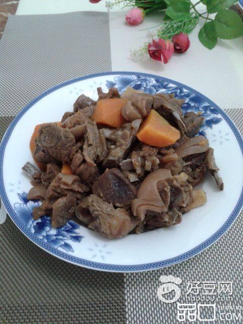 红萝卜炖羊肉