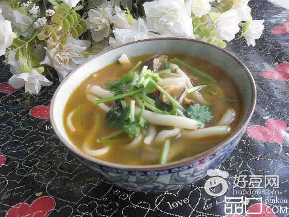 野蘑菇炮仗子汤饭