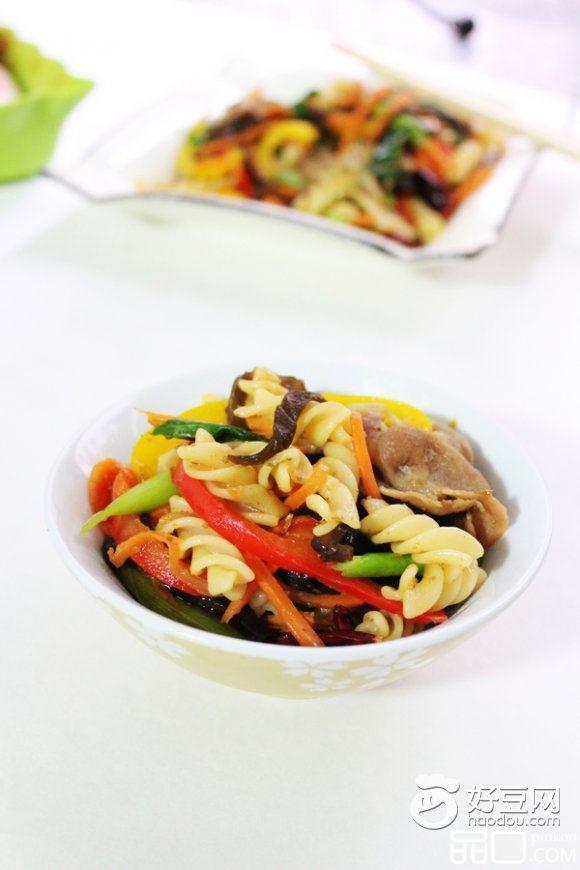 孜然羊肉炒意面