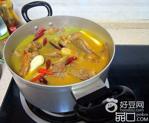 蒜瓣羊肉锅