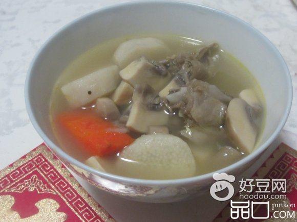 山药蘑菇羊肉汤