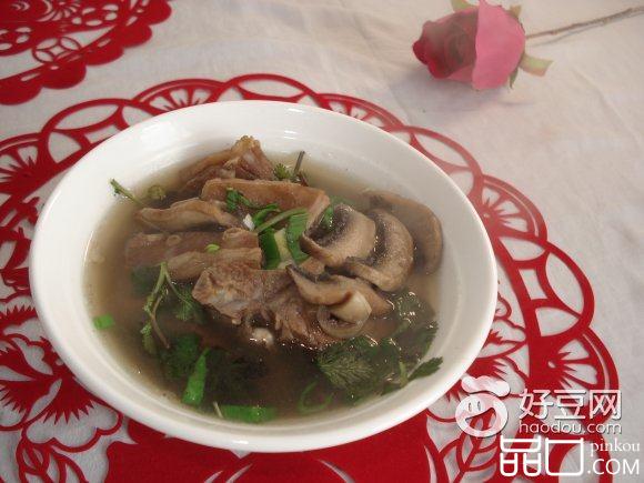 羊肉蘑菇汤