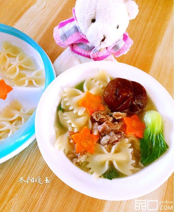 牛肉蝴蝶结意面