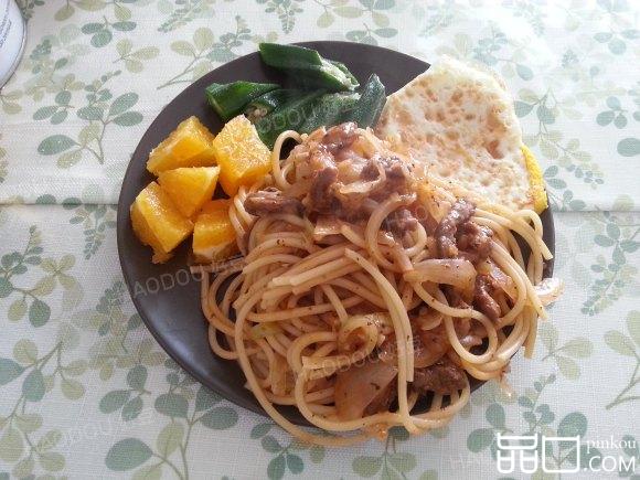 香草牛肉意大利面