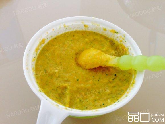 西兰花胡萝卜牛肉泥