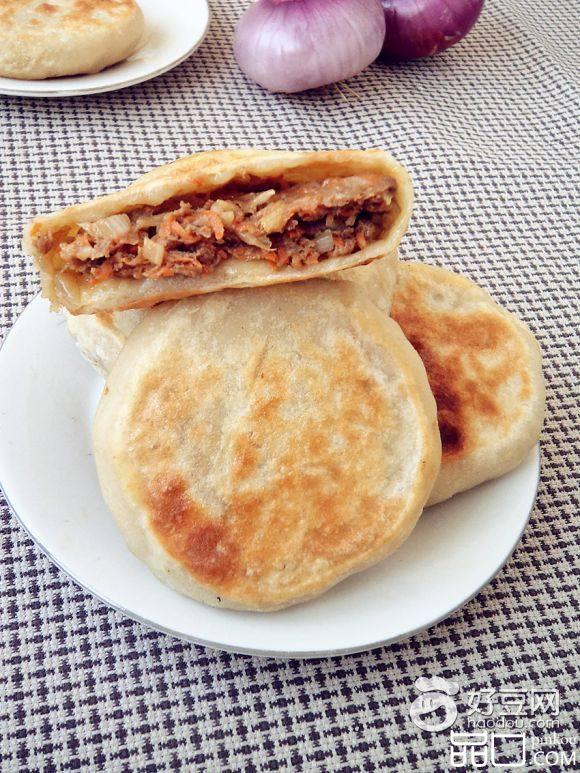 牛肉洋葱胡萝卜馅饼