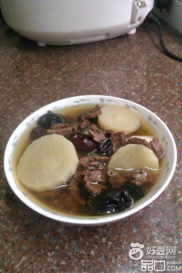 萝卜木耳牛肉汤