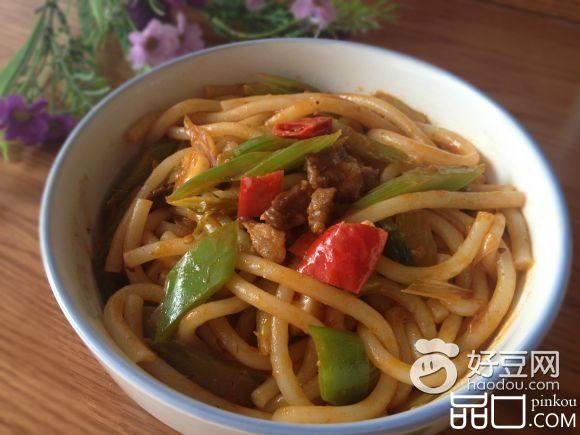 牛肉炒米粉