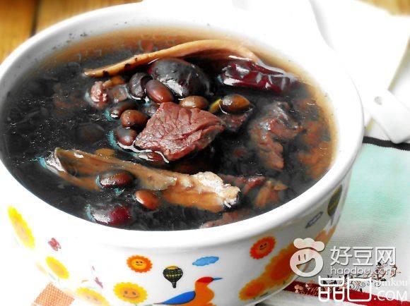 黑豆黄芪牛肉汤