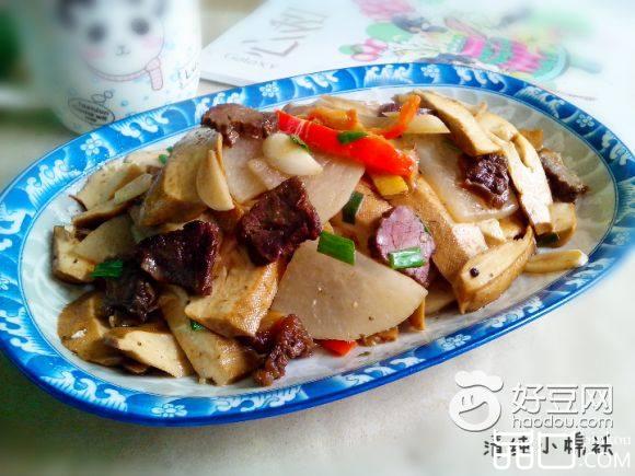 香干萝卜炒牛肉