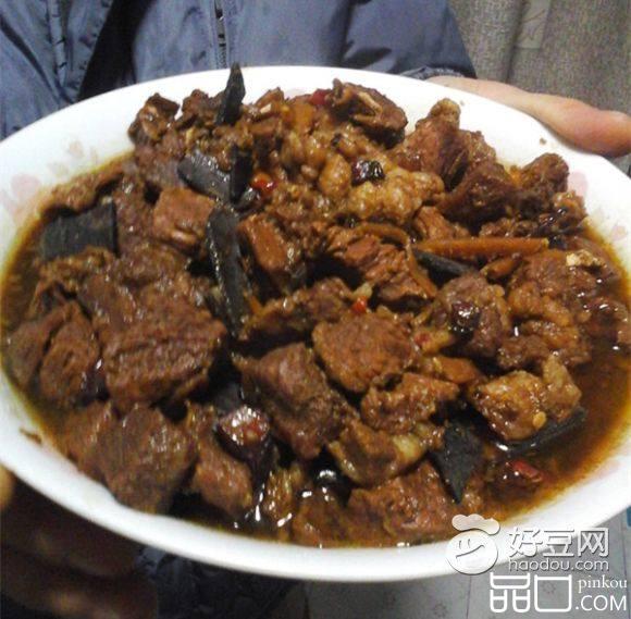 秘制红烧牛肉