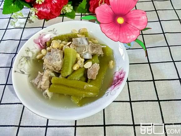 排骨黄豆苦瓜汤