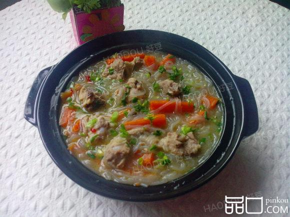 萝卜排骨炖粉条