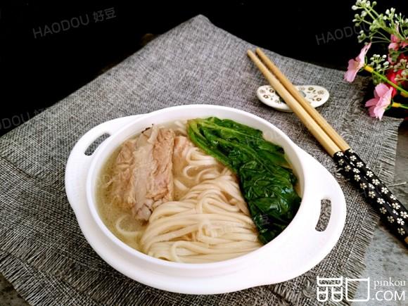 清汤排骨面