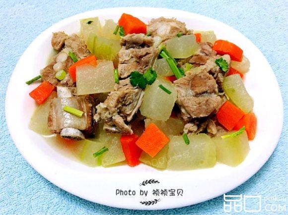 排骨炖时蔬