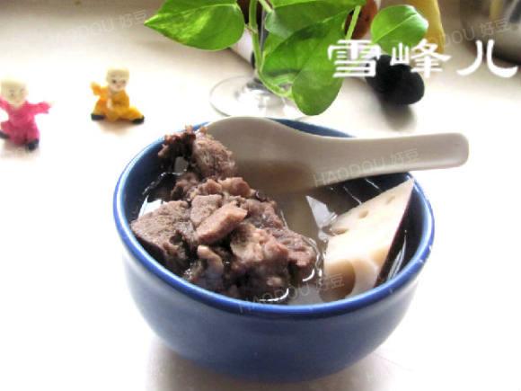 莲藕黑豆排骨汤