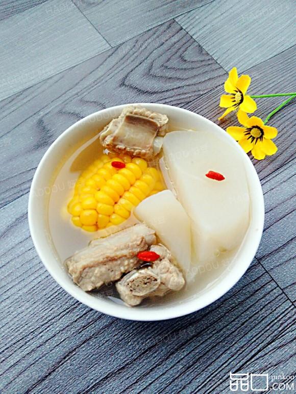 萝卜玉米排骨汤