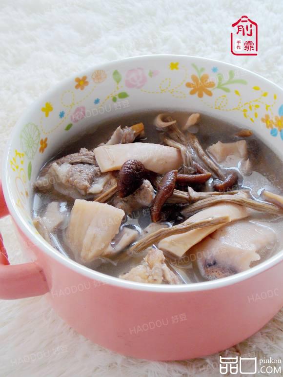 茶树菇莲藕排骨汤#新