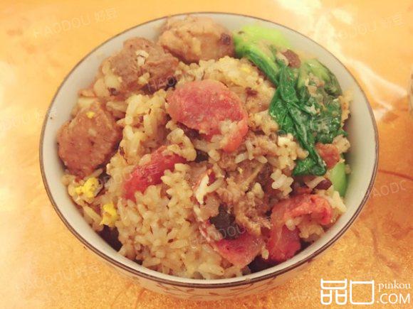 腊味排骨煲仔饭