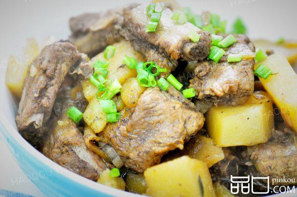 电饭煲土豆焖排骨