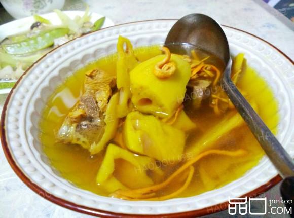 虫草花排骨莲藕汤