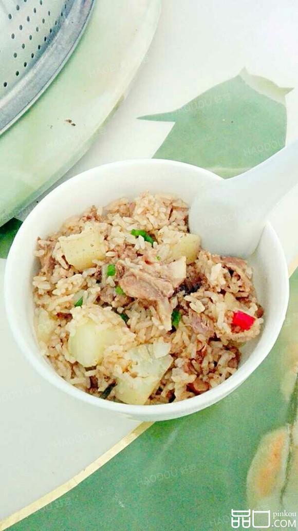 排骨土豆焖饭