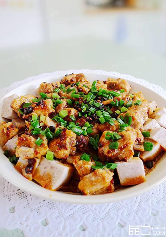 芋头辣豆豉蒸排骨
