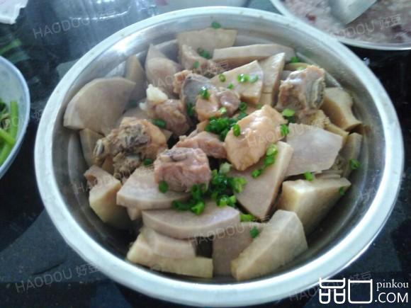 排骨蒸芋头
