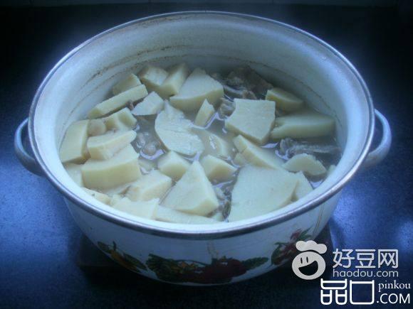竹笋干贝排骨汤
