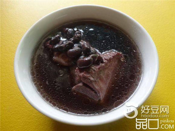 黑豆排骨汤