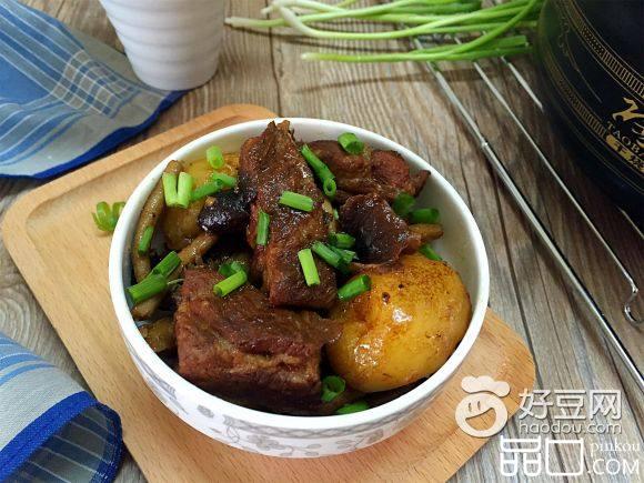 茶树菇土豆排骨煲