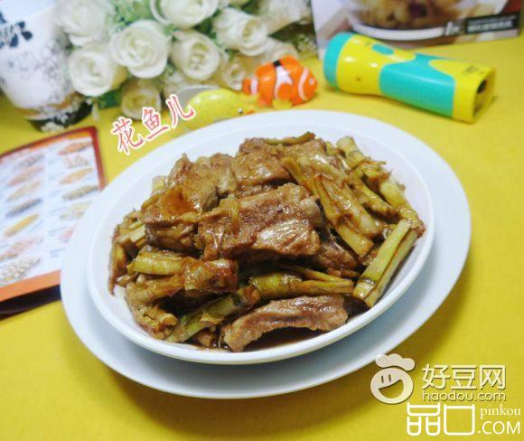 脚骨笋烧排骨
