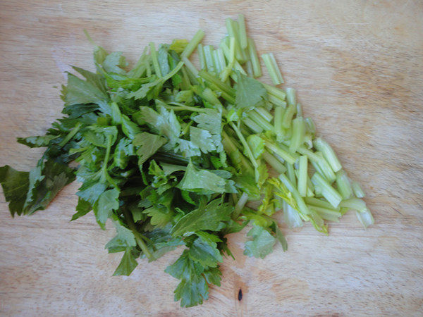 香芹炒北极虾步骤4