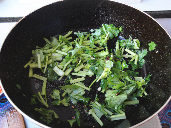 香芹炒北极虾步骤8