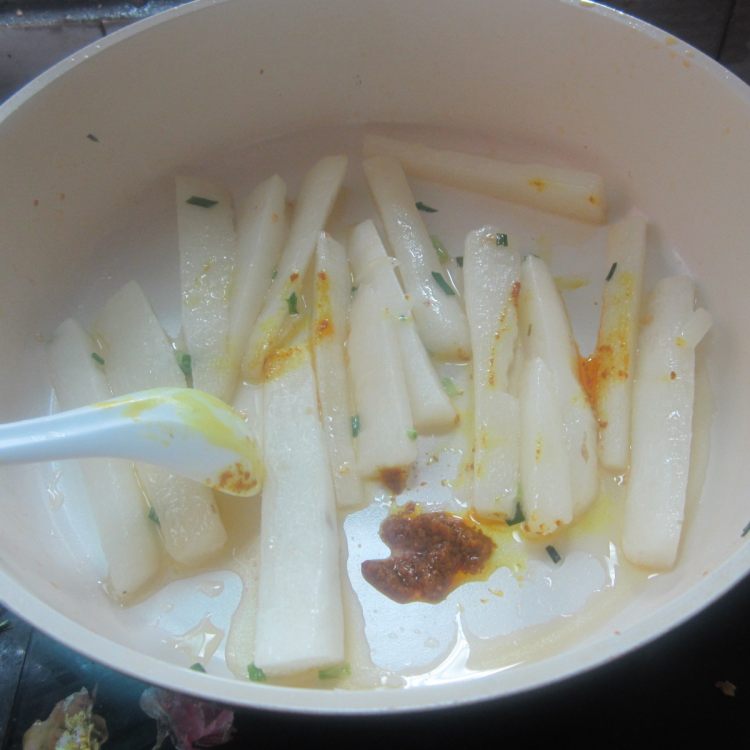 油咖喱焖山药步骤10