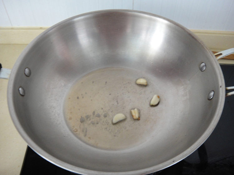野水芹炒豆腐干步骤4