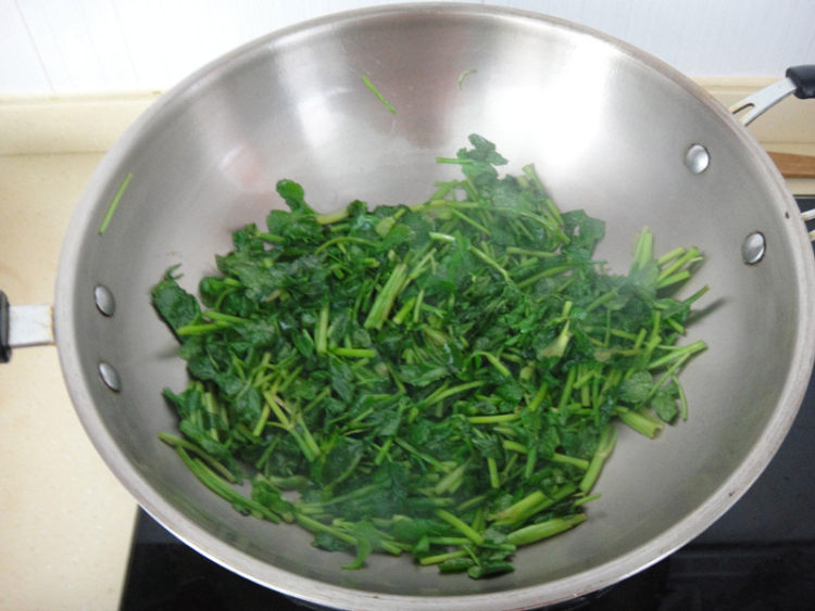 野水芹炒豆腐干步骤6