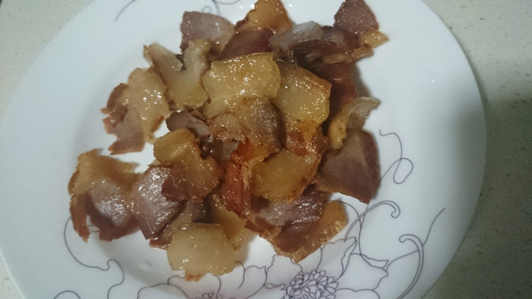 荷兰豆冬笋炒腊肉步骤4