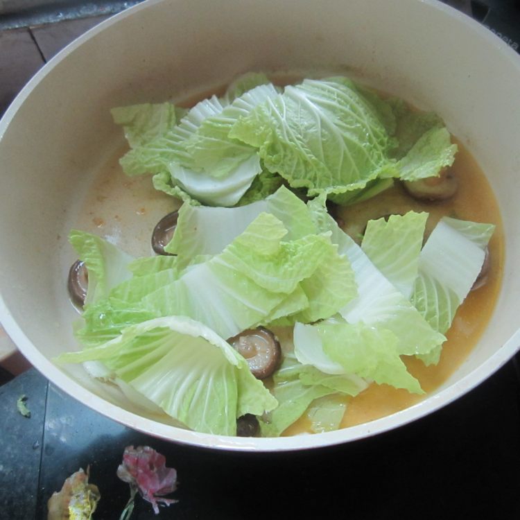 白菜煮香菇步骤4