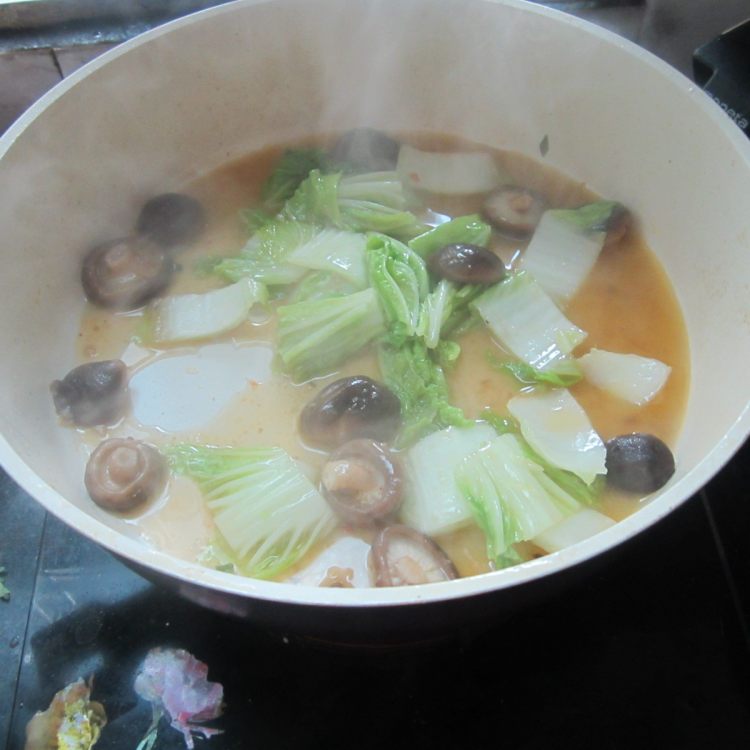 白菜煮香菇步骤7