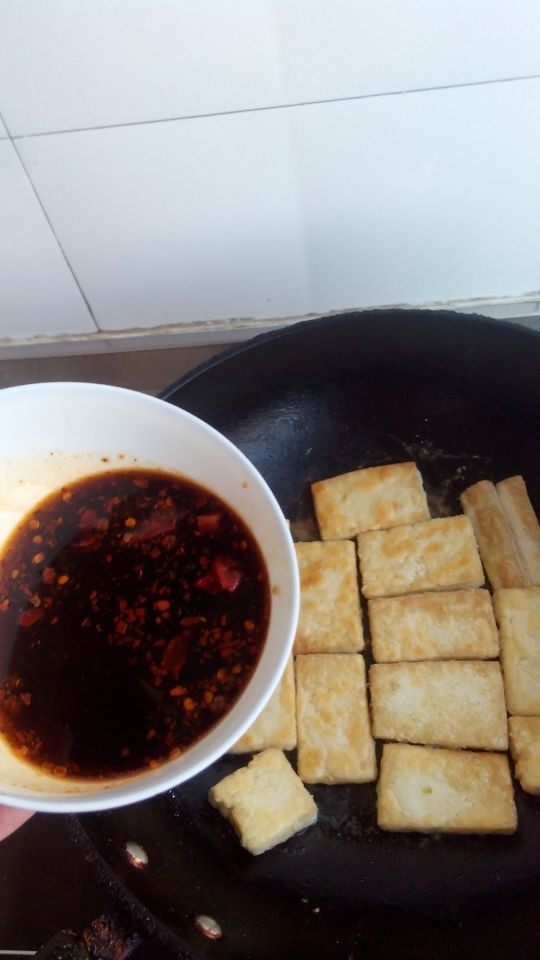 土家香煎豆腐步骤10