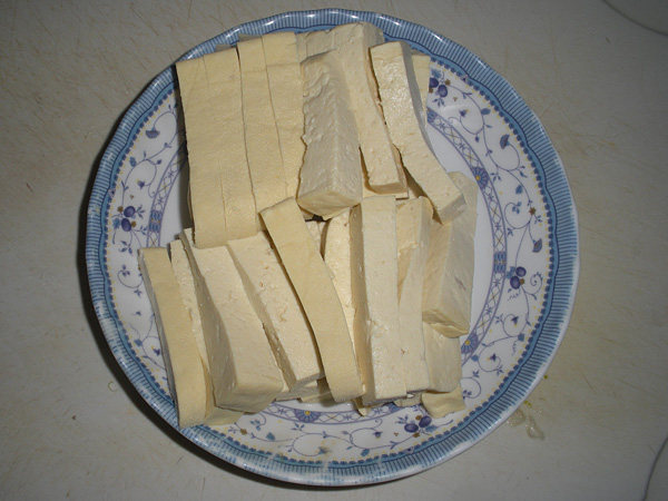 辣味西芹豆腐条步骤6