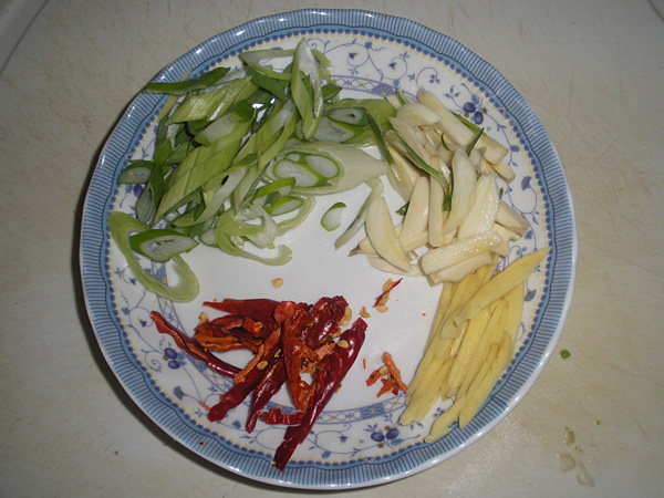 辣味西芹豆腐条步骤4