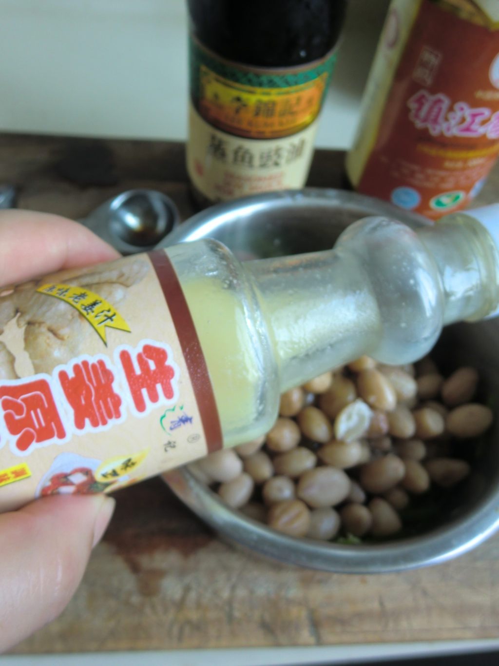 花生拌芹菜步骤6